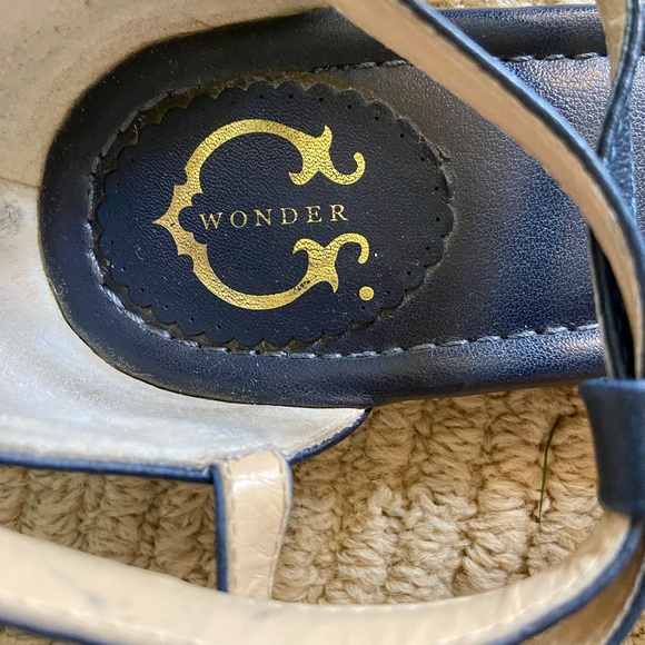C Wonder Navy Jeweled Sandals Size 7.5 - Picture 3 of 6